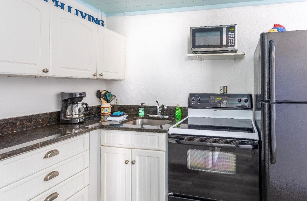 Bungalow 1 Minute From The Beach Suite #3 Englewood Exterior foto